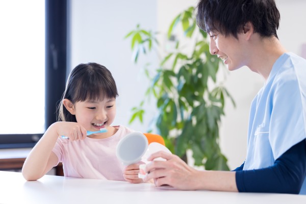 お子様と一緒に入れる診療スペース